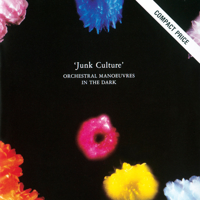 ORCHESTRAL MANOEUVRES IN THE DARK&nbsp;met&nbsp;'LOCOMOTION'
