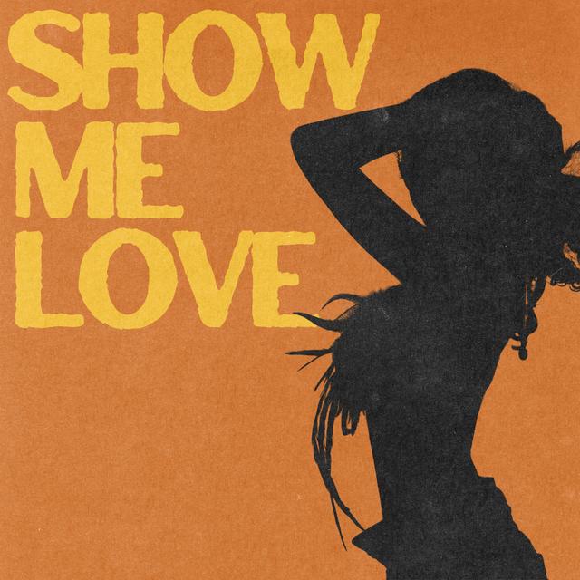WIZTHEMC & BEES & HONEY met 'SHOW ME LOVE'