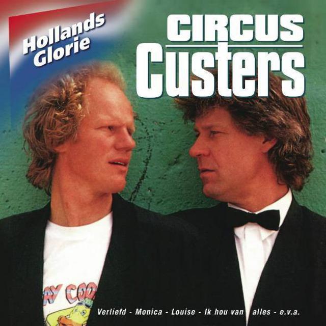 CIRCUS CUSTERS&nbsp;/&nbsp;VERLIEFD